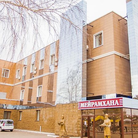 Jumbaktas Borovoe Hotel Exterior foto